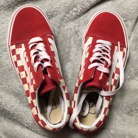 Checkered vans they have only been used twice. - Picture 1 of 1